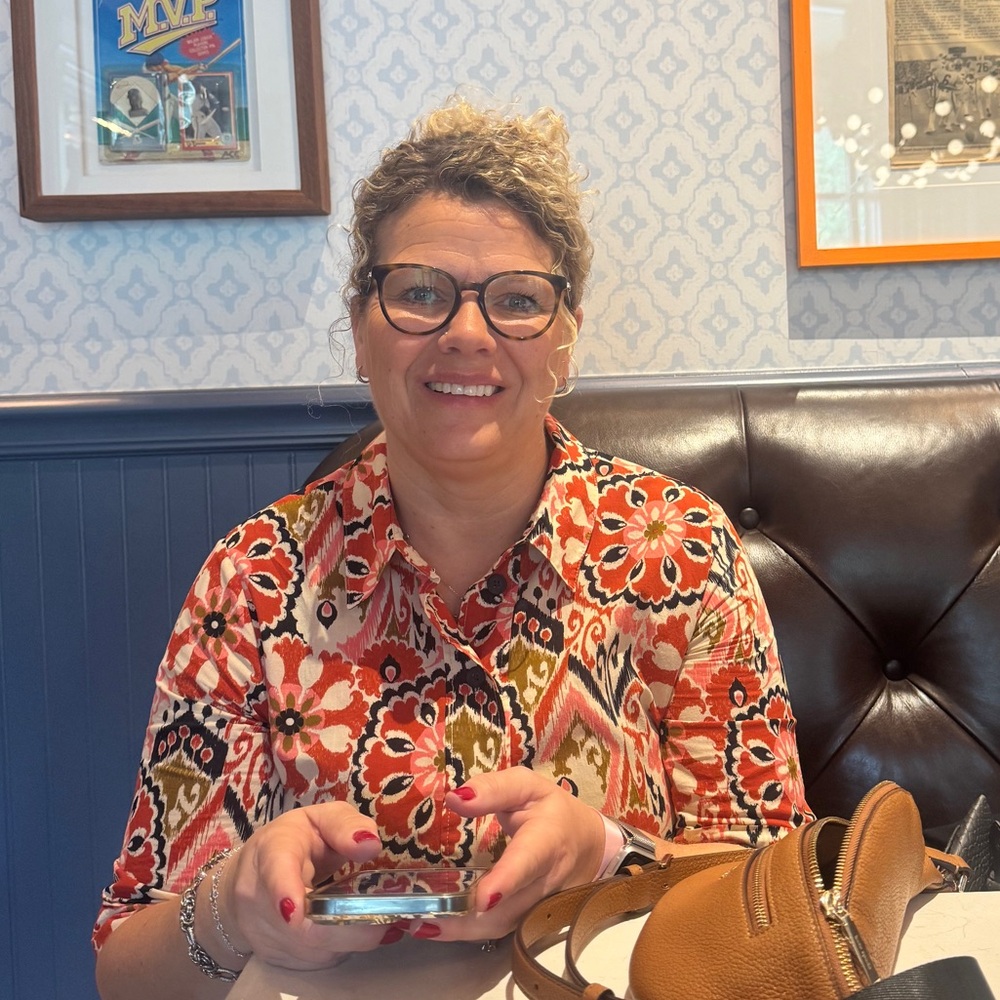 Meet your Posher, Marika